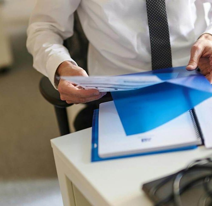 Breaking Financial News & Economic Insights (Demo)