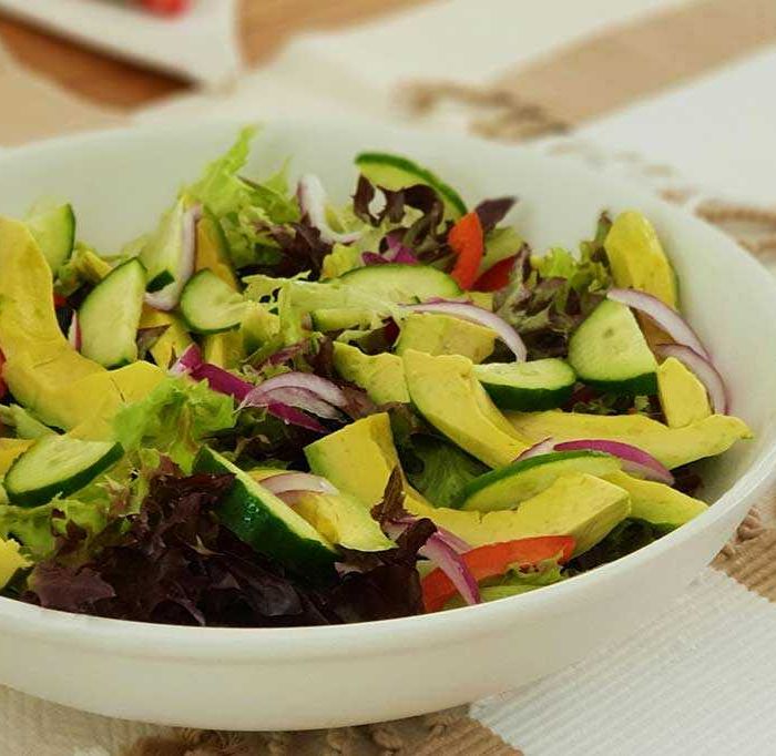 Diet Debates: Nutritionists Weigh In on Food Trends (Demo)